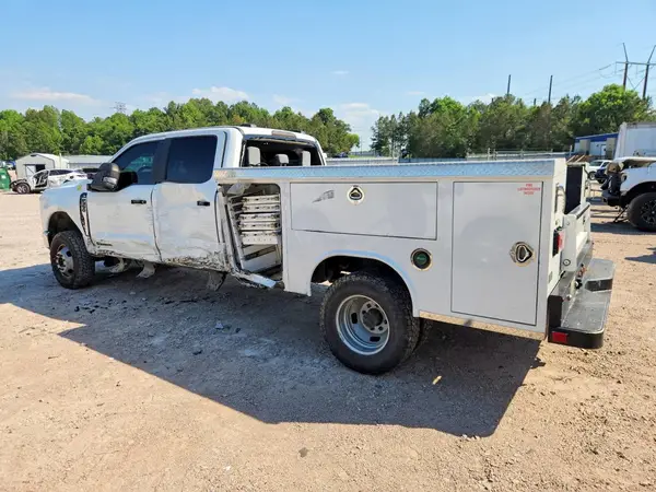 1FD8W3HT8PED12531 2023 FORD F350 - Image 2