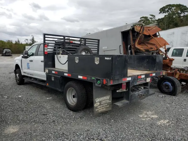 1FD8W3HT8PEE18428 2023 FORD F350 - Image 2
