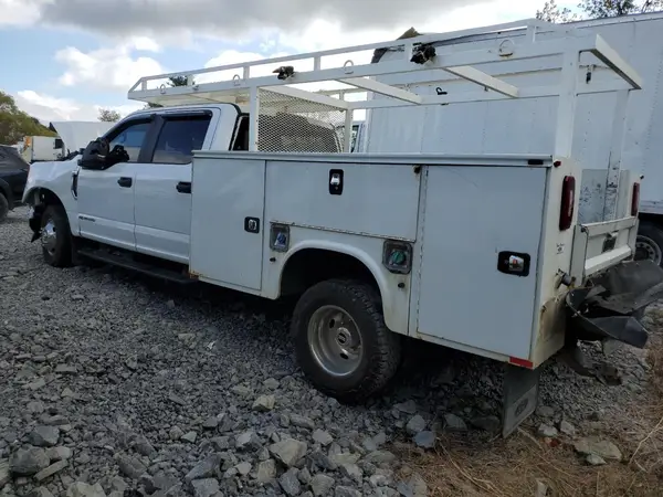 1FD8W3HT9KEF23827 2019 FORD F350 - Image 2