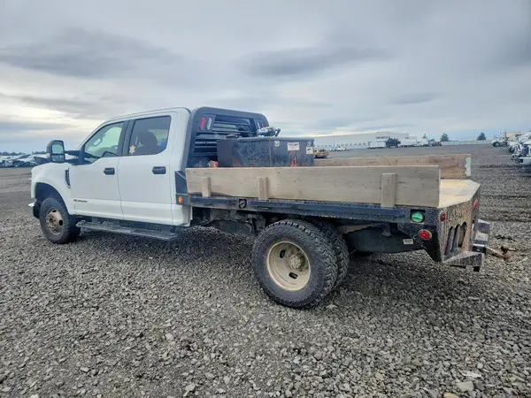 1FD8W3HTXJEB78340 2018 FORD F350 - Image 2
