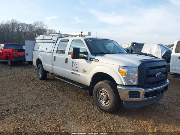 1FD8W3HTXKEG31082 2019 FORD F350 - Image 1