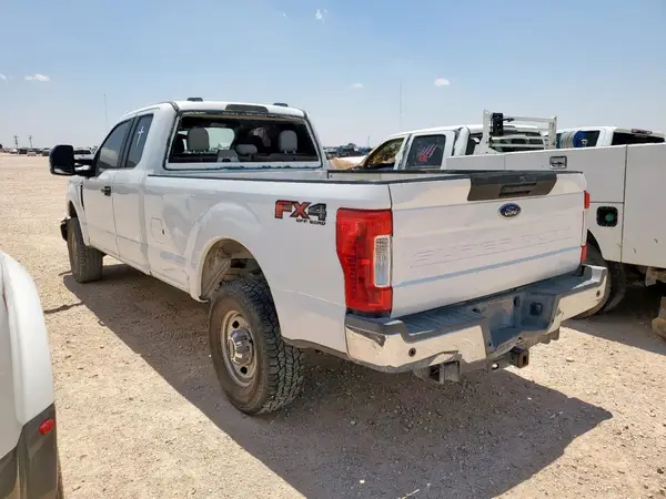 1FD8X3B63MED00301 2021 FORD F350 - Image 2
