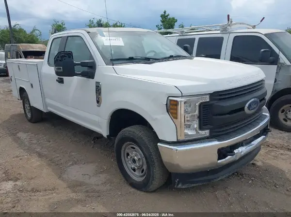 1FD8X3B66KEF83225 2019 FORD F350 - Image 1