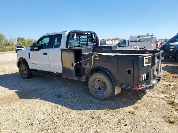 1FD8X3DTXKED63900 2019 FORD F350 - Image 2