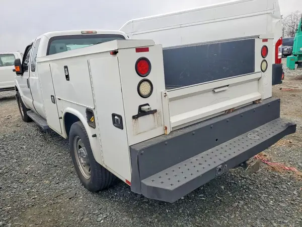 1FD8X3E69GEB33927 2016 FORD F350 - Image 2