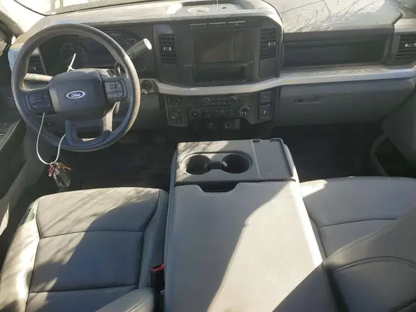 2024 FORD F350 auction photo 8