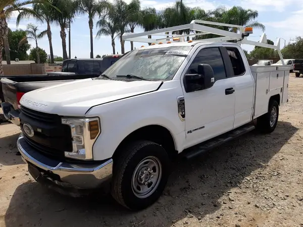 1FD8X3FT5KED04203 2019 FORD F350 - Image 1