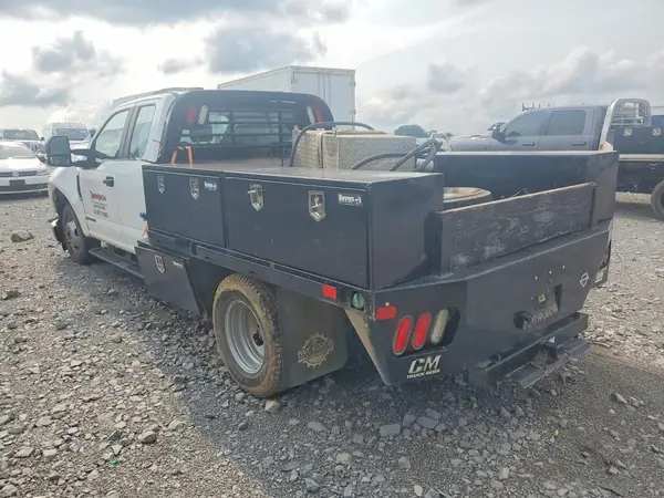 1FD8X3GT4NED37678 2022 FORD F350 - Image 2