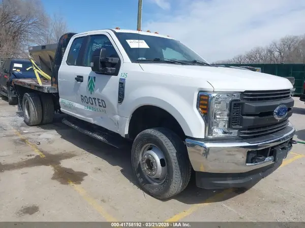 1FD8X3H62KEE03133 2019 FORD F350 - Image 1