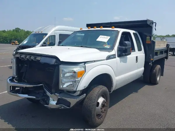 1FD8X3H65GEA17247 2016 FORD F350 - Image 2