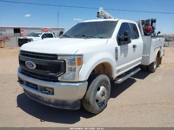 1FD8X3HN7NEF13221 2022 FORD F350 - Image 2