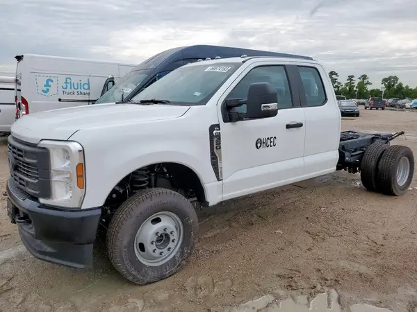 1FD8X3HN8SEC33741 2025 FORD F350 - Image 1