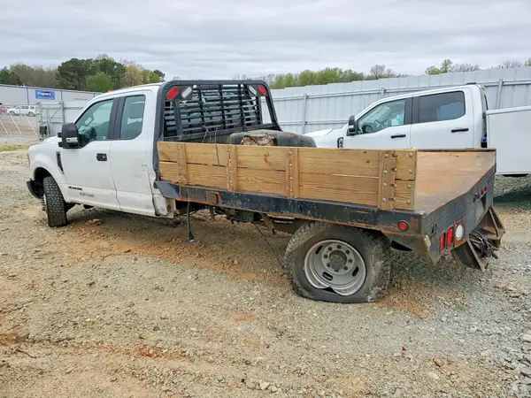 1FD8X3HT2HEC18305 2017 FORD F350 - Image 2