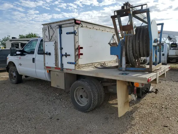1FD8X3HT7GEA59165 2016 FORD F350 - Image 2