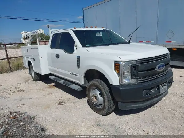 1FD8X3HT8KEC84042 2019 FORD F350 - Image 1