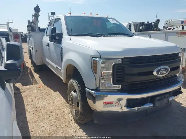 1FD8X3HTXKED55709 2019 FORD F350 - Image 1