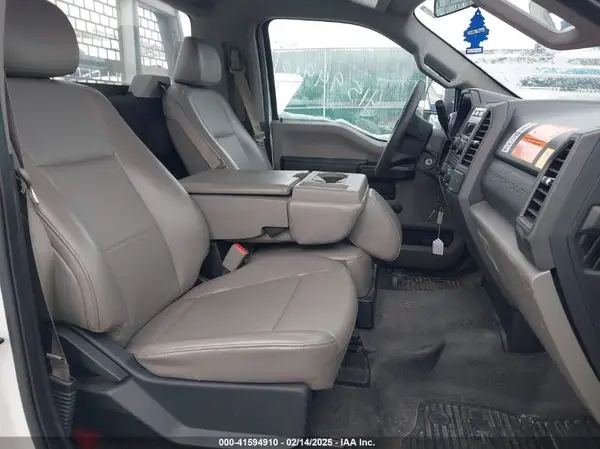 1FDBF2A60HEC81930 2017 FORD F250 - Image 1