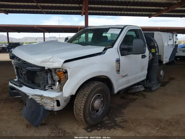 1FDBF2A60KEE59343 2019 FORD F250 - Image 2