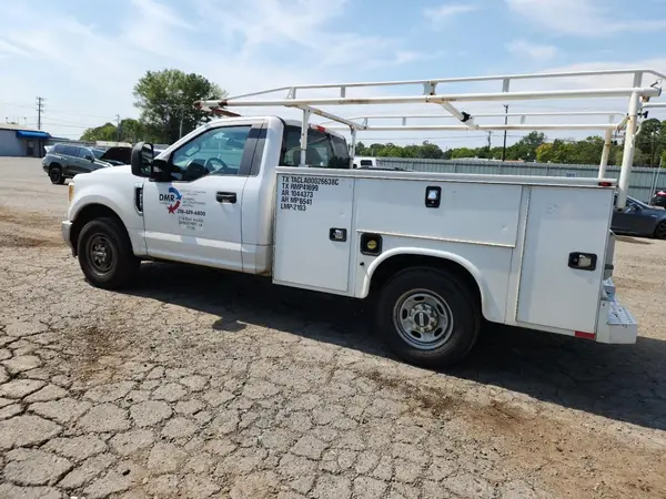 1FDBF2A61HEB81268 2017 FORD F250 - Image 2