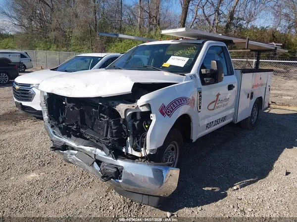 1FDBF2A61HEF23186 2017 FORD F250 - Image 2