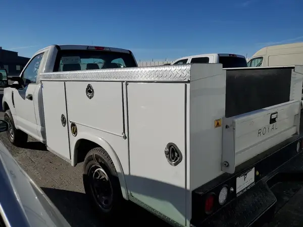 1FDBF2A62HEC82660 2017 FORD F250 - Image 2