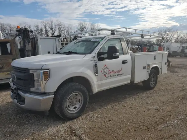 1FDBF2A62JEB92897 2018 FORD F250 - Image 1
