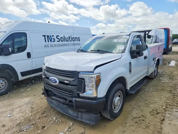 1FDBF2A62KEE68402 2019 FORD F250 - Image 2