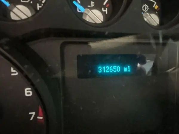 1FDBF2A63GEB56676 2016 FORD F250 - Image 2