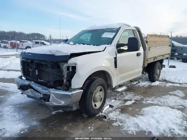 1FDBF2A63HEC81856 2017 FORD F250 - Image 2