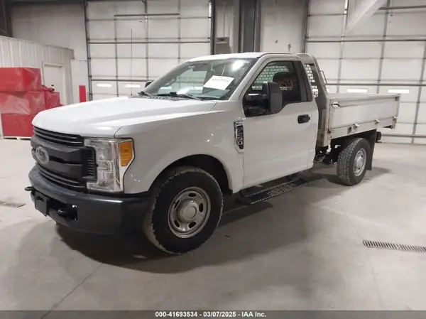 1FDBF2A64HEC81896 2017 FORD F250 - Image 2