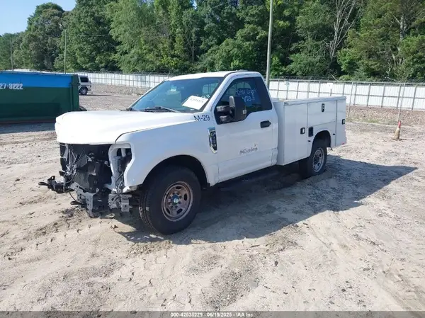 1FDBF2A64LED5269 2020 FORD F250 - Image 2
