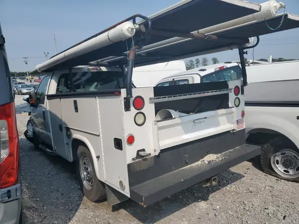 1FDBF2A65GEA30240 2016 FORD F250 - Image 2