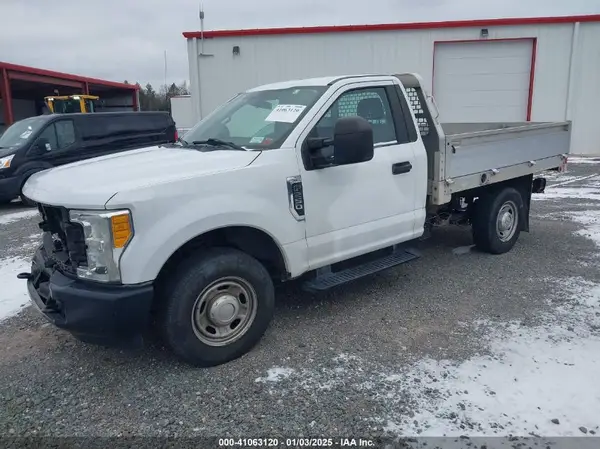 1FDBF2A65HEC81728 2017 FORD F250 - Image 2