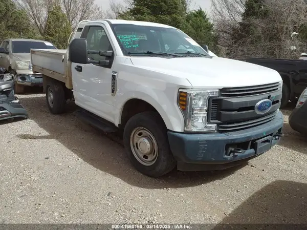 1FDBF2A65JEC48041 2018 FORD F250 - Image 1