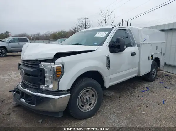 1FDBF2A66KEC96889 2019 FORD F250 - Image 2