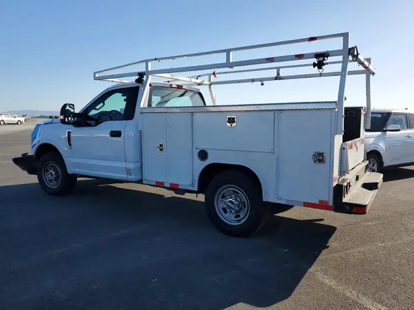 1FDBF2A67HEB30826 2017 FORD F250 - Image 2