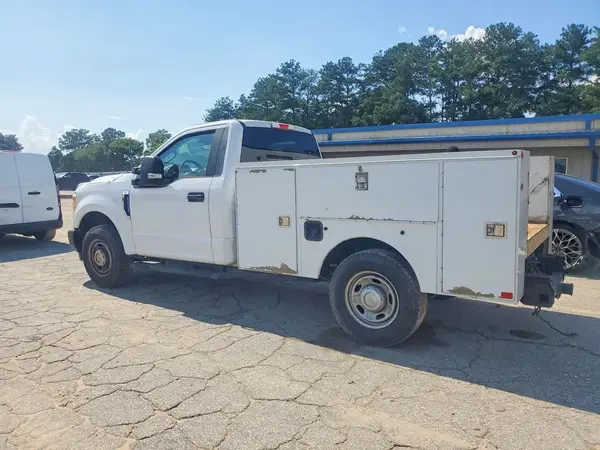 1FDBF2A67HED46028 2017 FORD F250 - Image 2
