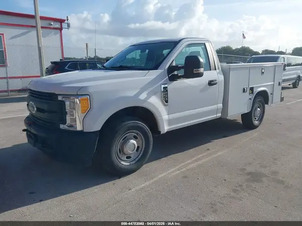 1FDBF2A68HED80933 2017 FORD F250 - Image 2