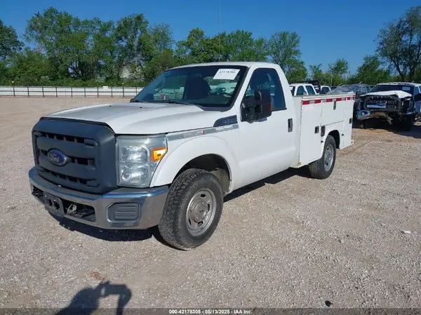 1FDBF2A69GEB34021 2016 FORD F250 - Image 2