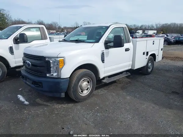 1FDBF2A69HED72694 2017 FORD F250 - Image 2