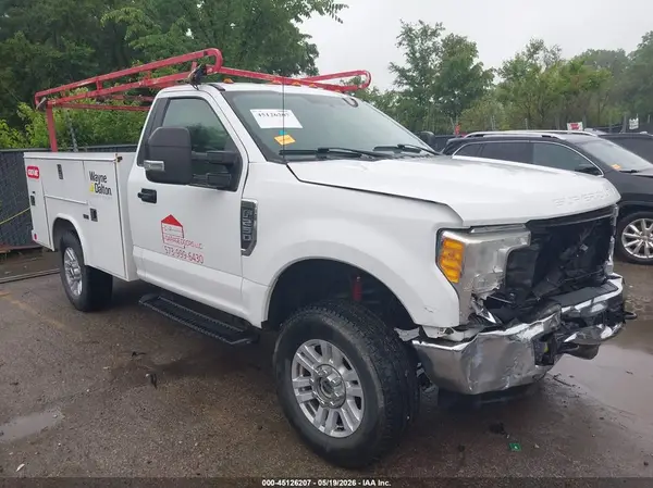 1FDBF2B61HEB42100 2017 FORD F250 - Image 1