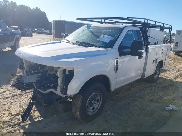 1FDBF3A65KED19570 2019 FORD F350 - Image 2