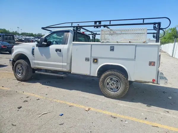1FDBF3B60KED71834 2019 FORD F350 - Image 2