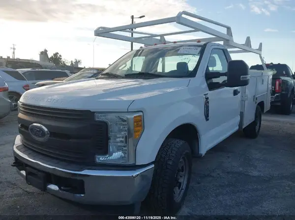 1FDBF3E61HEB53745 2017 FORD F350 - Image 2