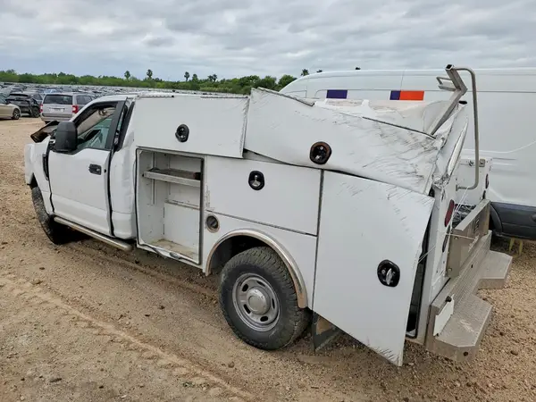 1FDBF3E6XMEC33815 2021 FORD F350 - Image 2