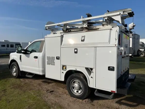 1FDRF3A68KED87330 2019 FORD F350 - Image 2