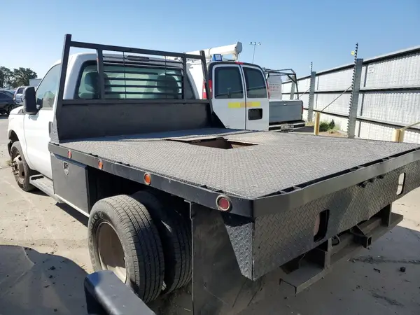 1FDRF3C63GEB62253 2016 FORD F350 - Image 2