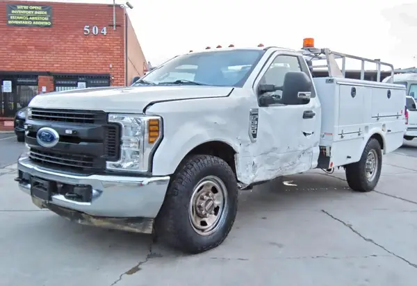 1FDRF3E60KEF83823 2019 FORD F350 - Image 2
