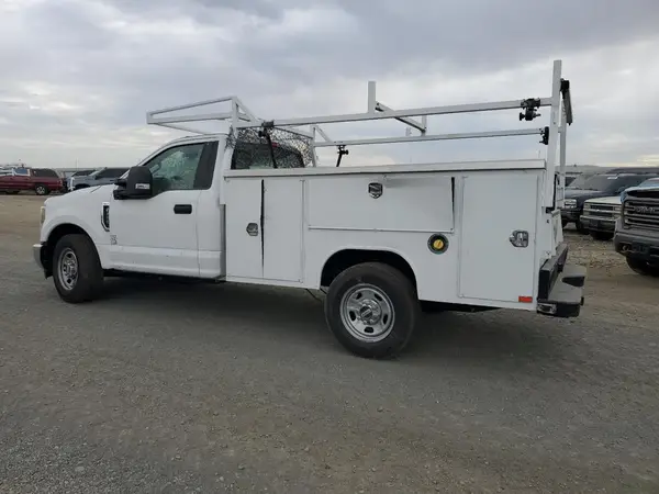 1FDRF3E65JEC27737 2018 FORD F350 - Image 2