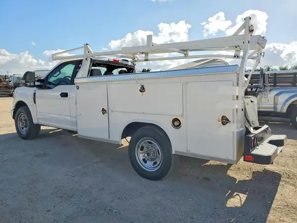1FDRF3E6XNEC66944 2022 FORD F350 - Image 2